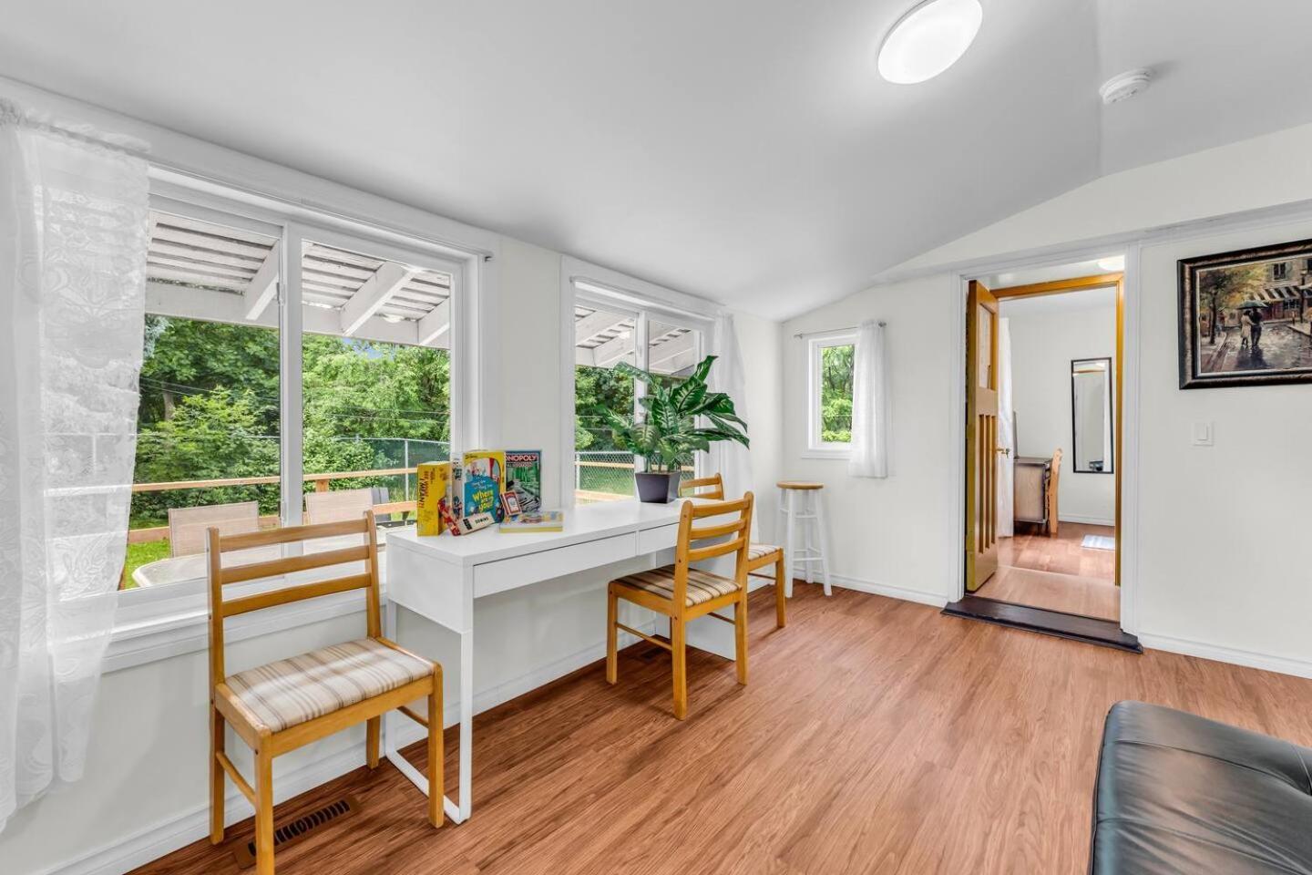 One Of The Closest Homes To Tourist District- 13 Guests Holiday home