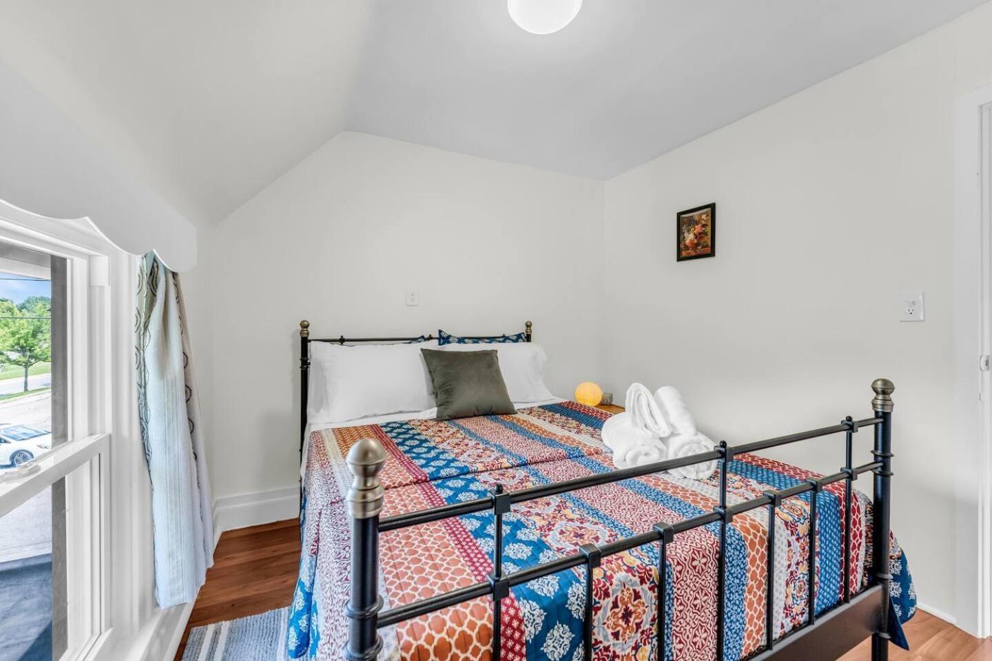 One Of The Closest Homes To Tourist District- 13 Guests *