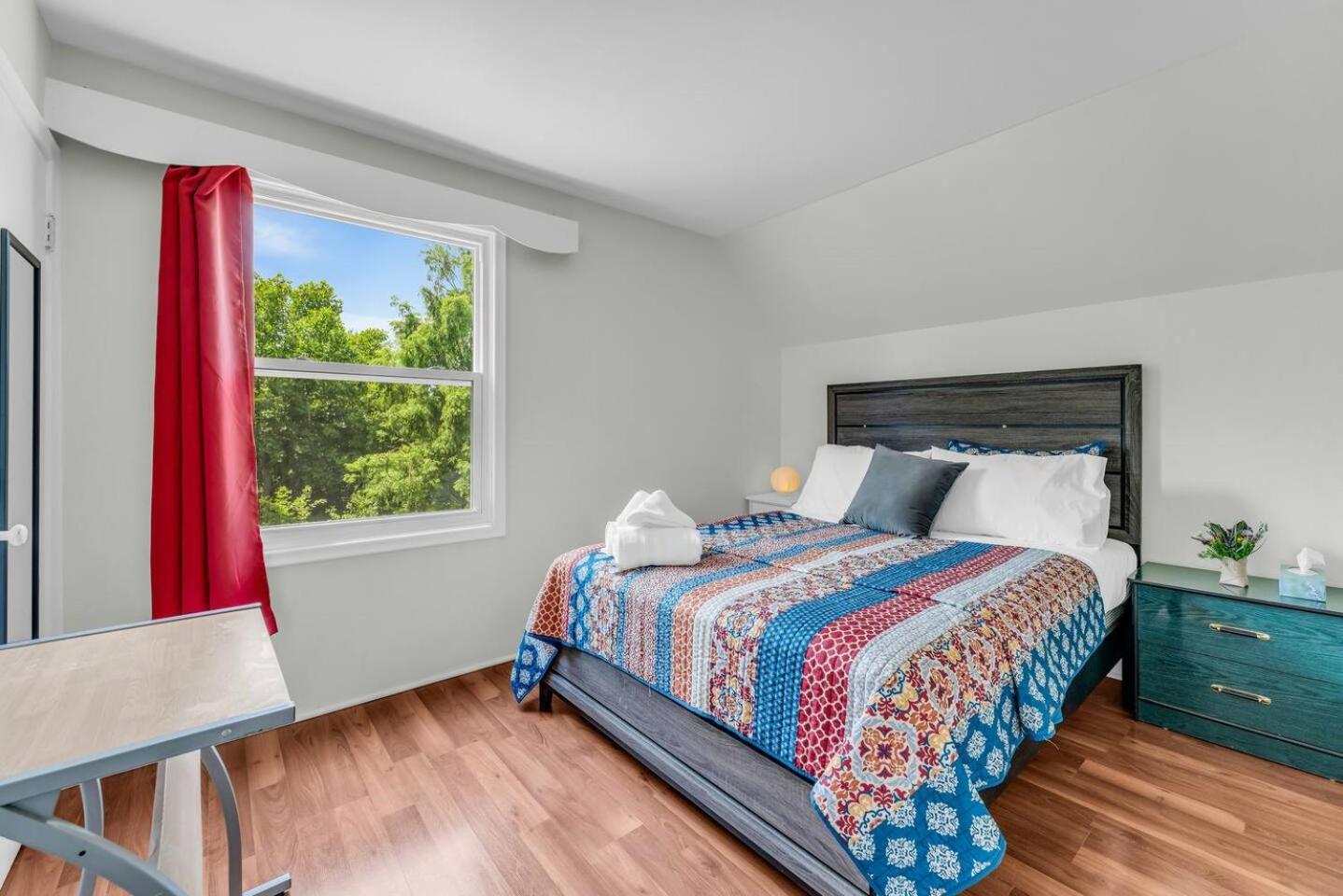 One Of The Closest Homes To Tourist District- 13 Guests